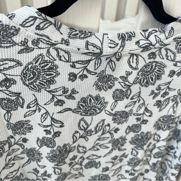 BOBEAU Floral Button Up Tie Front - Picture 12 of 12